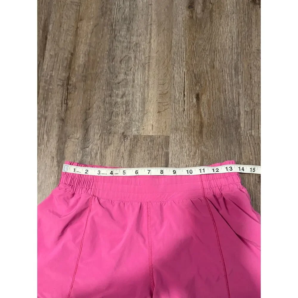 Lululemon Women's Hotty Hot High-Rise Short Size 10 - Picture 6 of 9